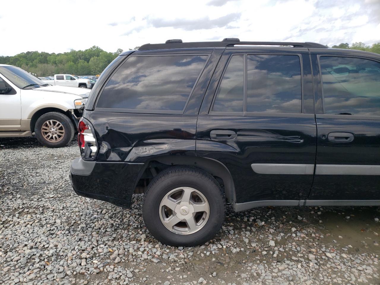 Photo 9 from auction – 2005 CHEVROLET TRAILBLAZE with VIN 1GNDS13S652125778