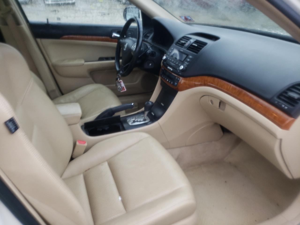 Photo 5 from auction – 2007 ACURA TSX with VIN JH4CL96837C004685