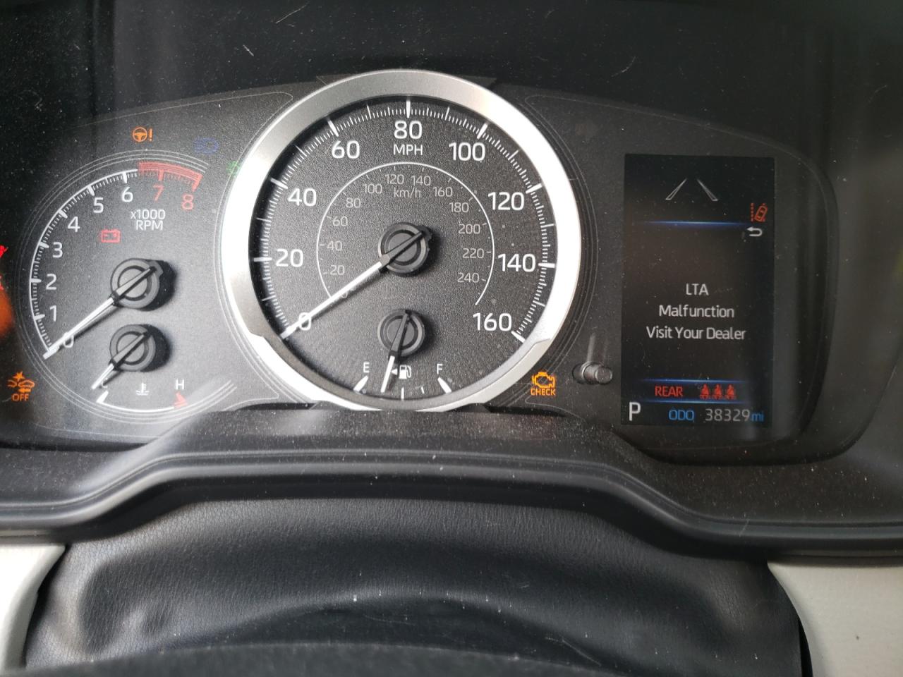 Photo 8 from auction – 2020 TOYOTA COROLLA LE with VIN JTDEPRAE8LJ006689