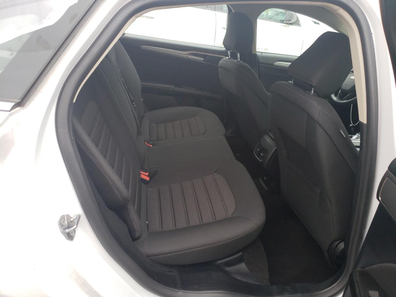 Photo 6 from auction – 2020 FORD FUSION SE with VIN 3FA6P0HD6LR166997