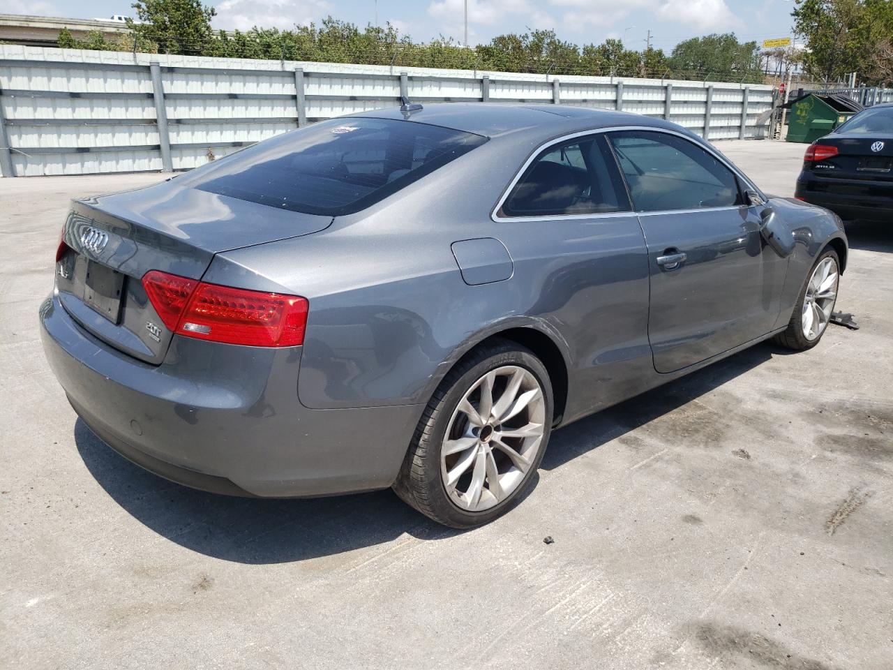 Photo 4 from auction – 2014 AUDI A5 PREMIUM with VIN WAUCFAFR5EA007497