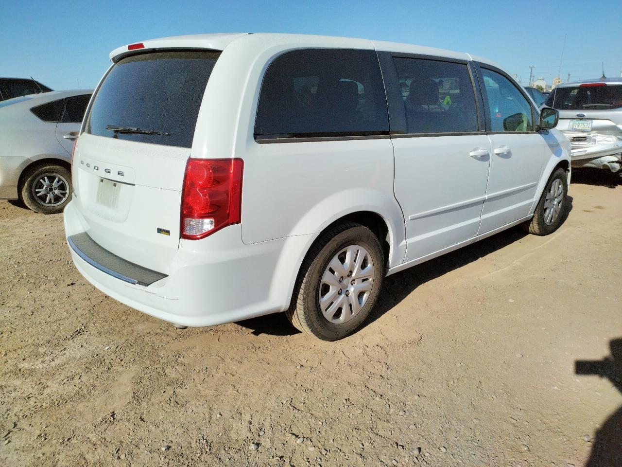 Photo 4 from auction – 2014 DODGE GRAND CARA with VIN 2C4RDGBG4ER327433