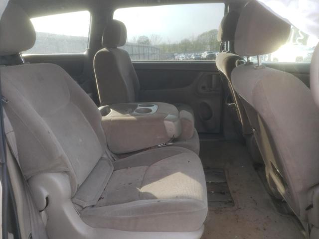 Photo 6 from auction – 2004 TOYOTA SIENNA CE with VIN 5TDZA23C94S166042
