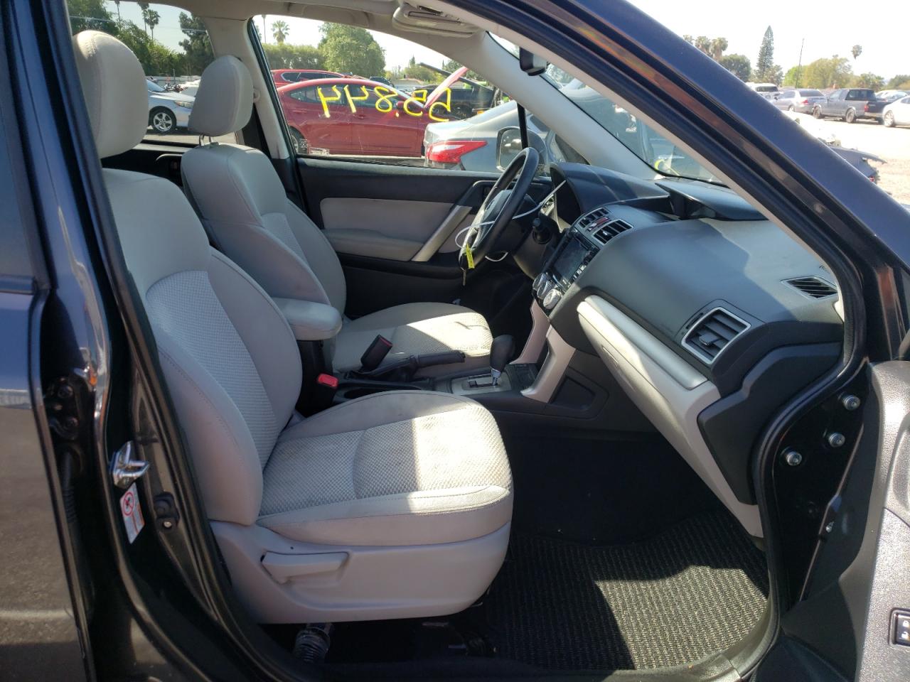 Photo 5 from auction – 2016 SUBARU FORESTER 2 with VIN JF2SJADC0GH562543