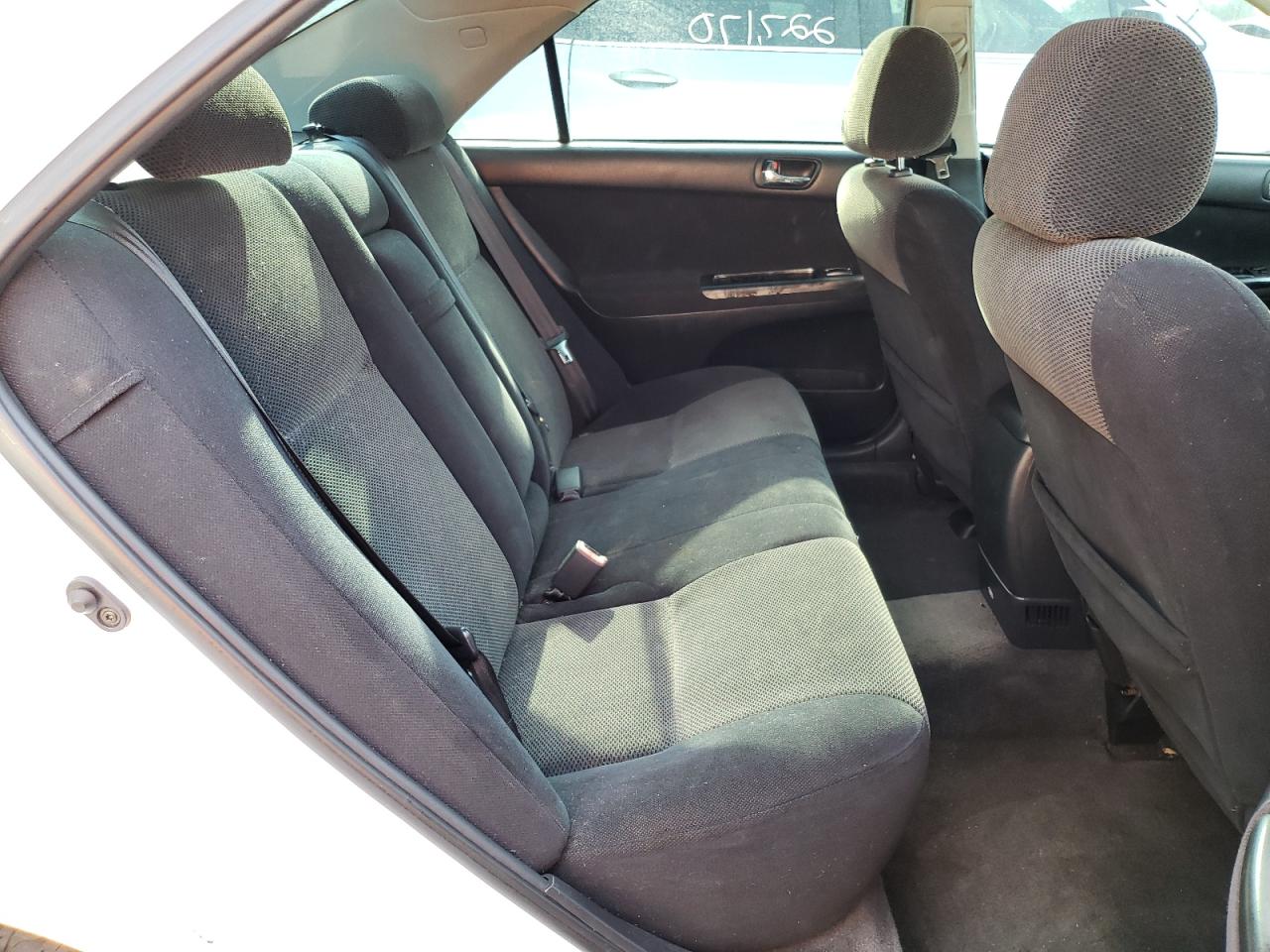 Photo 6 from auction – 2002 TOYOTA CAMRY LE with VIN 4T1BE30K82U098991