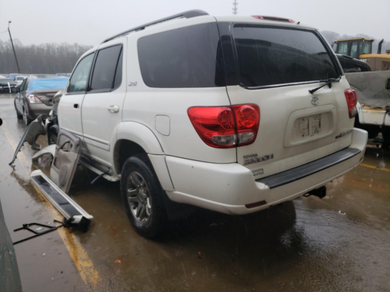 Photo 3 from auction – 2005 TOYOTA SEQUOIA SR with VIN 5TDBT44A85S252397