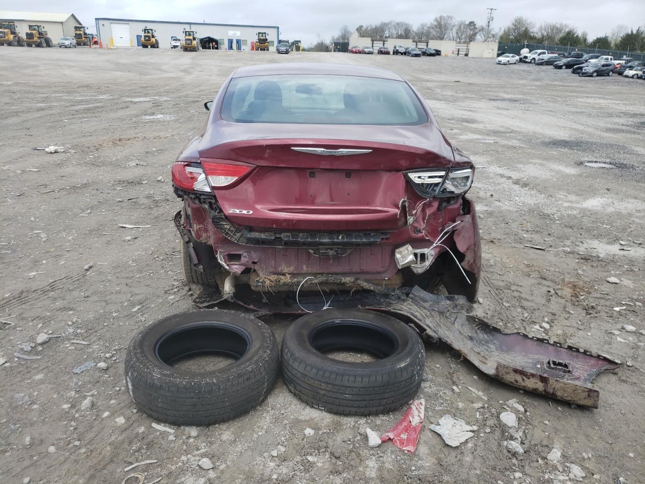 Photo 9 from auction – 2015 CHRYSLER 200 LIMITE with VIN 1C3CCCABXFN751855