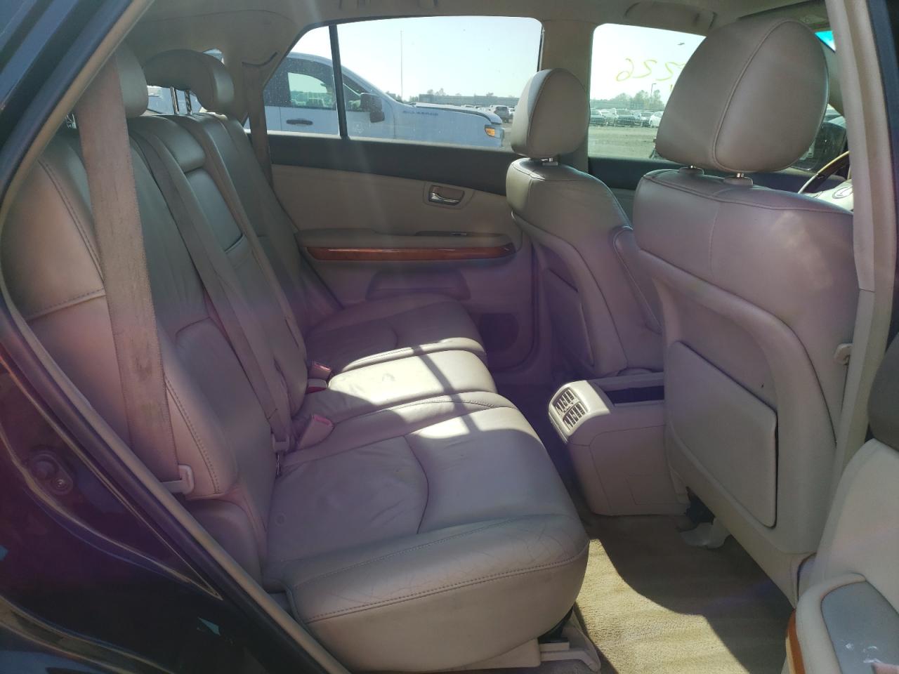 Photo 6 from auction – 2004 LEXUS RX 330 with VIN JTJGA31U540035733