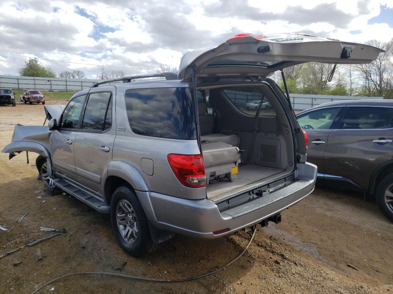 Photo 3 from auction – 2007 TOYOTA SEQUOIA SR with VIN 5TDBT44A17S279718