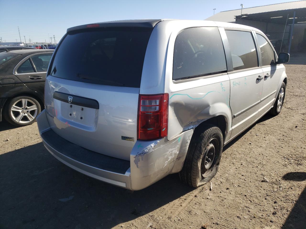 Photo 4 from auction – 2008 DODGE GRAND CARA with VIN 2D8HN44H18R615283