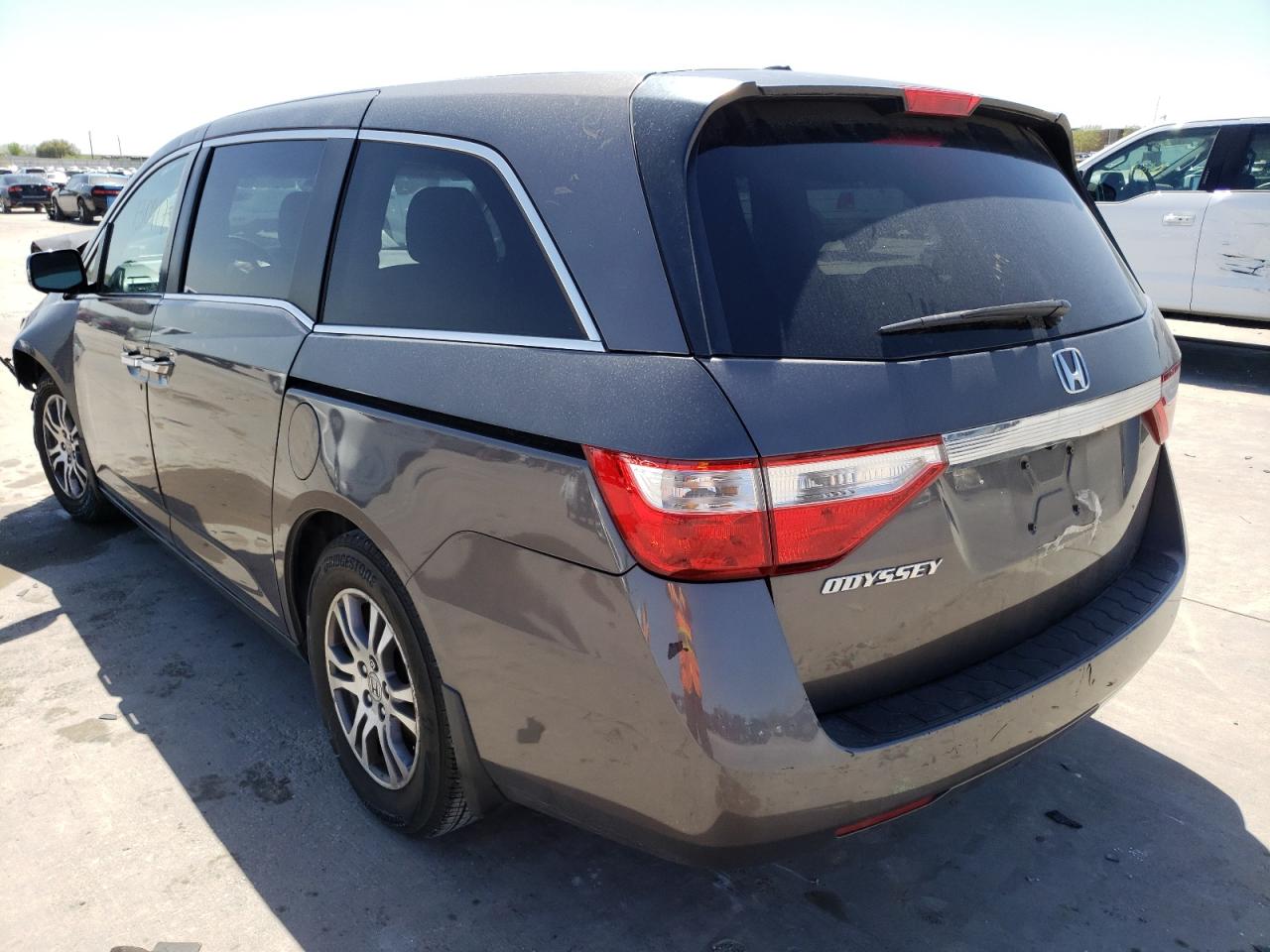 Photo 3 from auction – 2012 HONDA ODYSSEY EX with VIN 5FNRL5H66CB037712