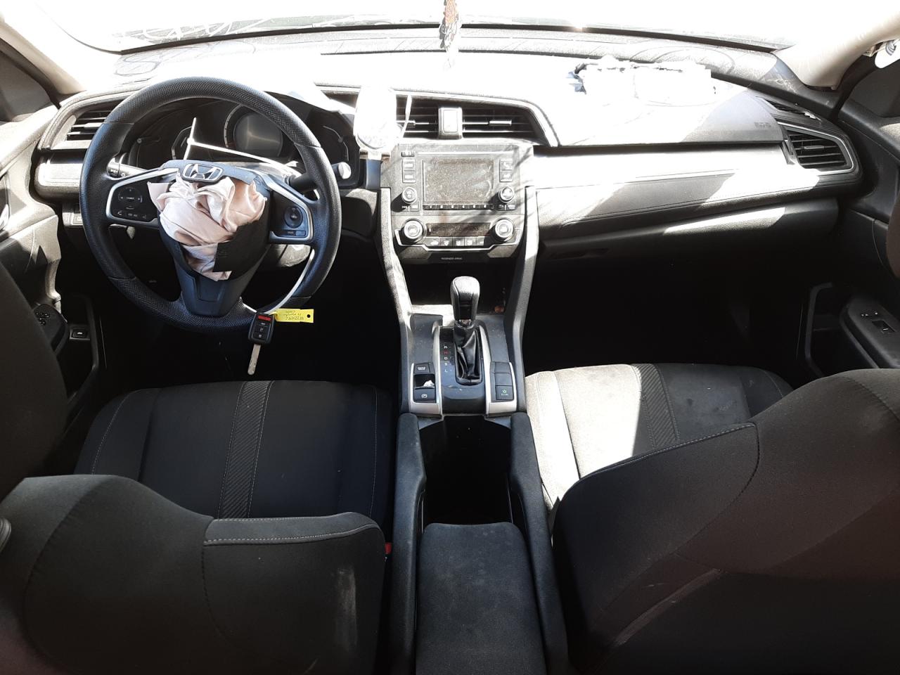 Photo 9 from auction – 2018 HONDA CIVIC LX with VIN 2HGFC2F59JH598586