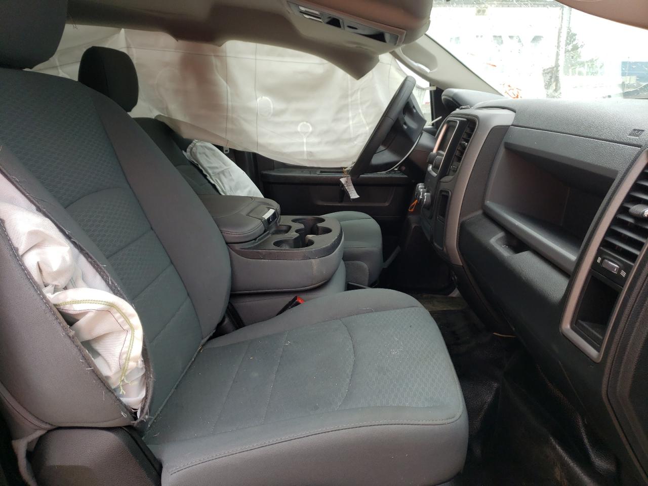 Photo 5 from auction – 2020 RAM 1500 CLASS with VIN 1C6RR7KT4LS138220