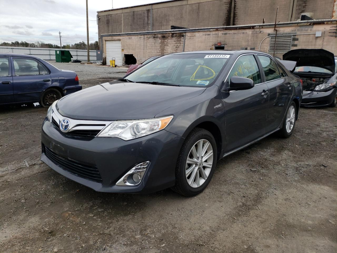 Photo 2 from auction – 2012 TOYOTA CAMRY HYBR with VIN 4T1BD1FK7CU033470