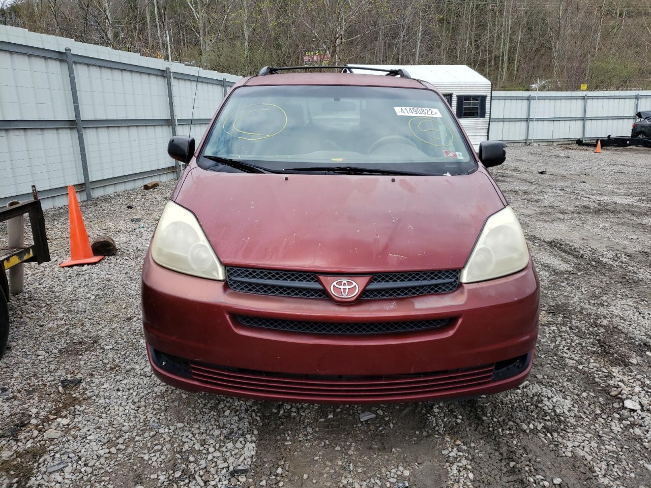 Photo 9 from auction – 2005 TOYOTA SIENNA CE with VIN 5TDZA23C55S353196