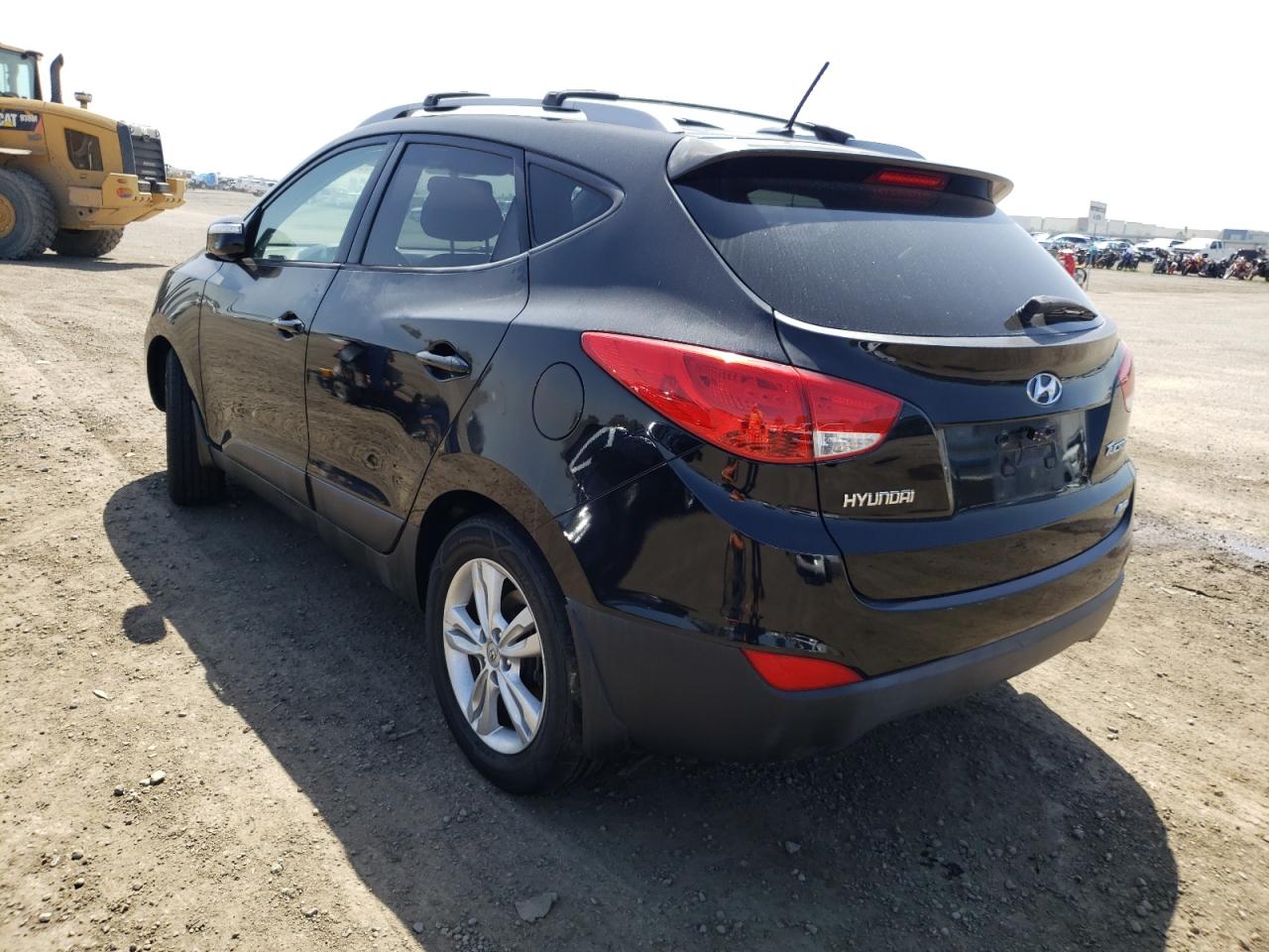 Photo 3 from auction – 2012 HYUNDAI TUCSON GLS with VIN KM8JUCAC6CU467127