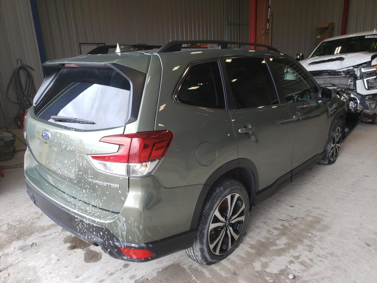 Photo 4 from auction – 2019 SUBARU FORESTER L with VIN JF2SKASC0KH404860