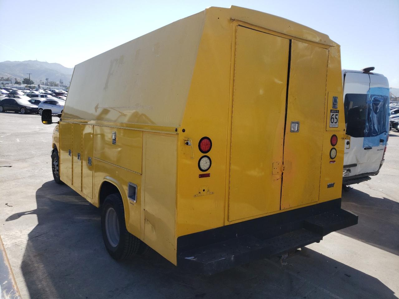 Photo 3 from auction – 2007 FORD ECONOLINE with VIN 1FDXE45S37DB10976