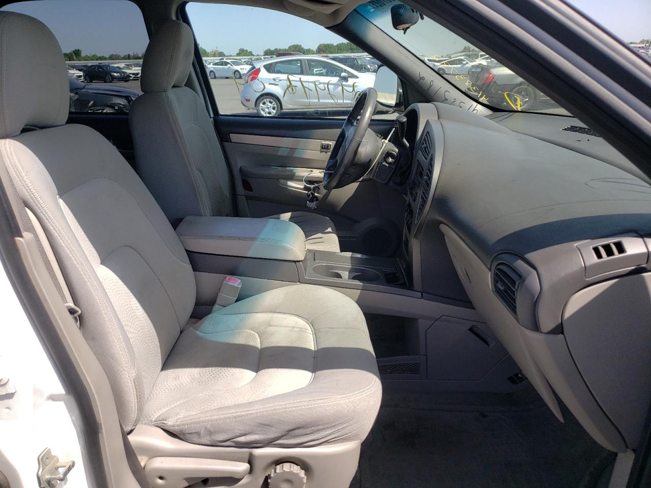 Photo 5 from auction – 2004 BUICK RENDEZVOUS with VIN 3G5DA03E04S554411