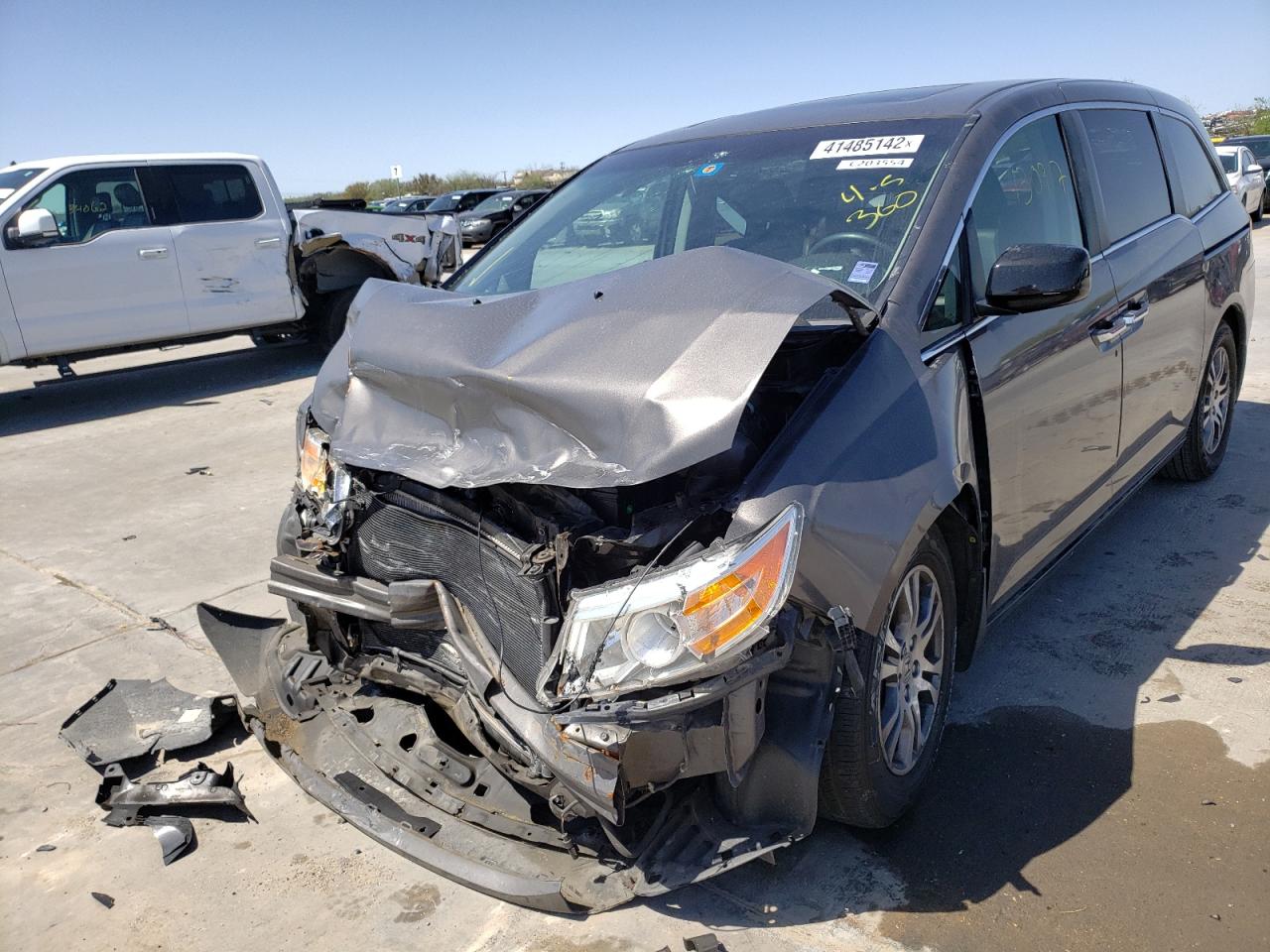Photo 2 from auction – 2012 HONDA ODYSSEY EX with VIN 5FNRL5H66CB037712