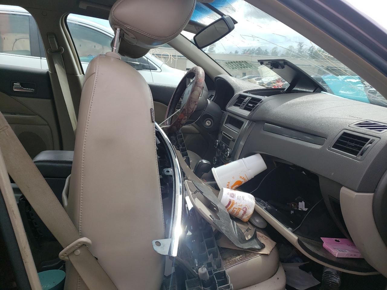 Photo 5 from auction – 2012 FORD FUSION with VIN 3FAHP0JG3CR232161
