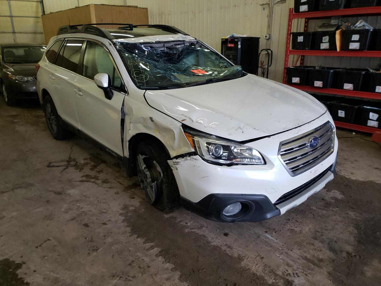 SUBARU OUTBACK 2. 2015 с VIN 4S4BSBLC0F3201534 - Снимка от търг