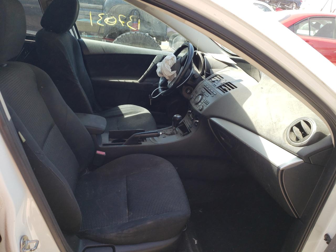 Photo 5 from auction – 2012 MAZDA 3 I with VIN JM1BL1V83C1547444