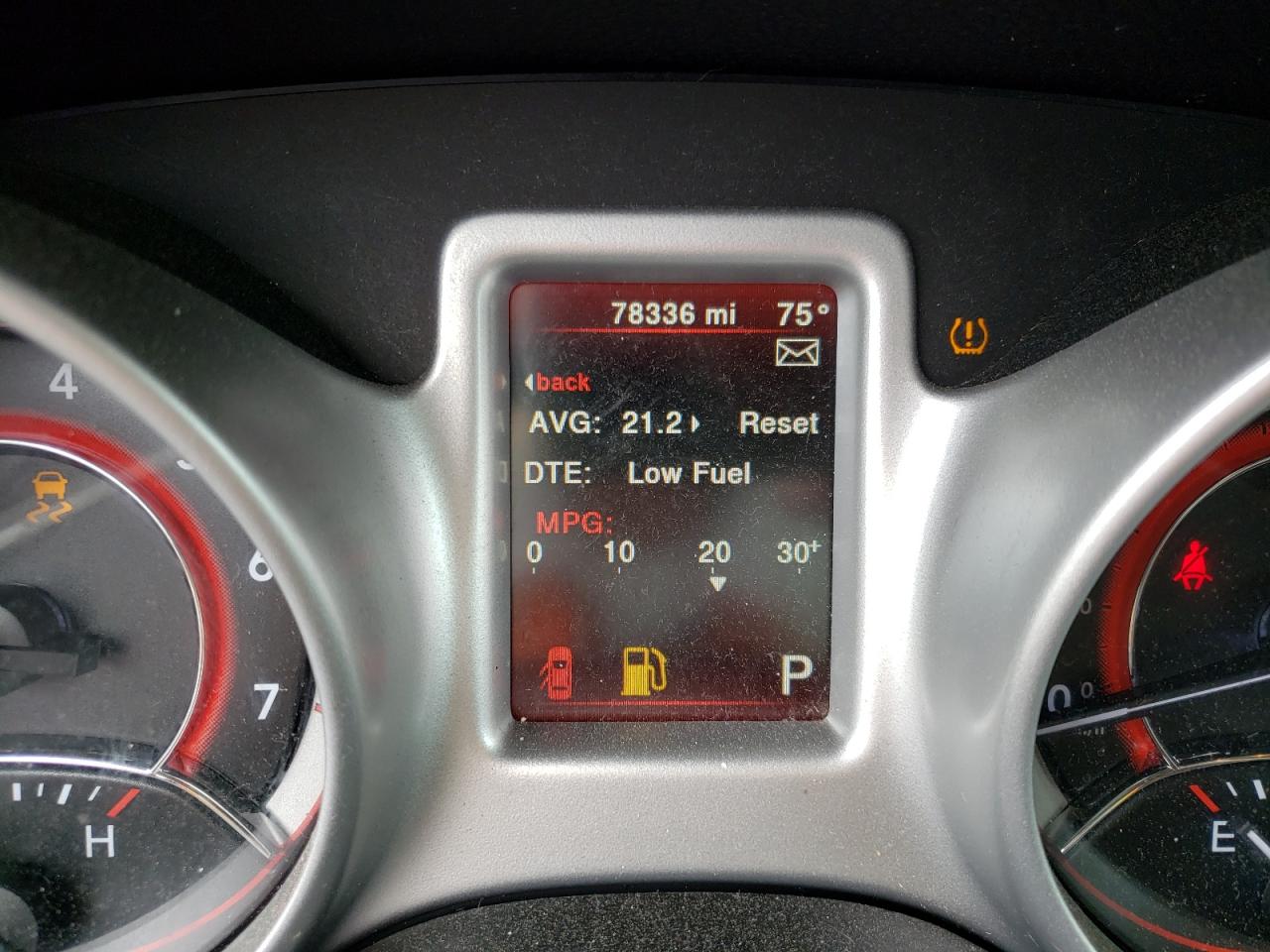 Photo 8 from auction – 2018 DODGE JOURNEY SE with VIN 3C4PDCAB7JT529180