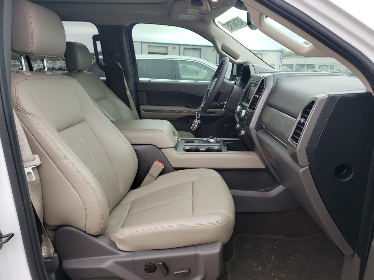 Photo 5 from auction – 2020 FORD EXPEDITION with VIN 1FMJU1HT4LEA05122