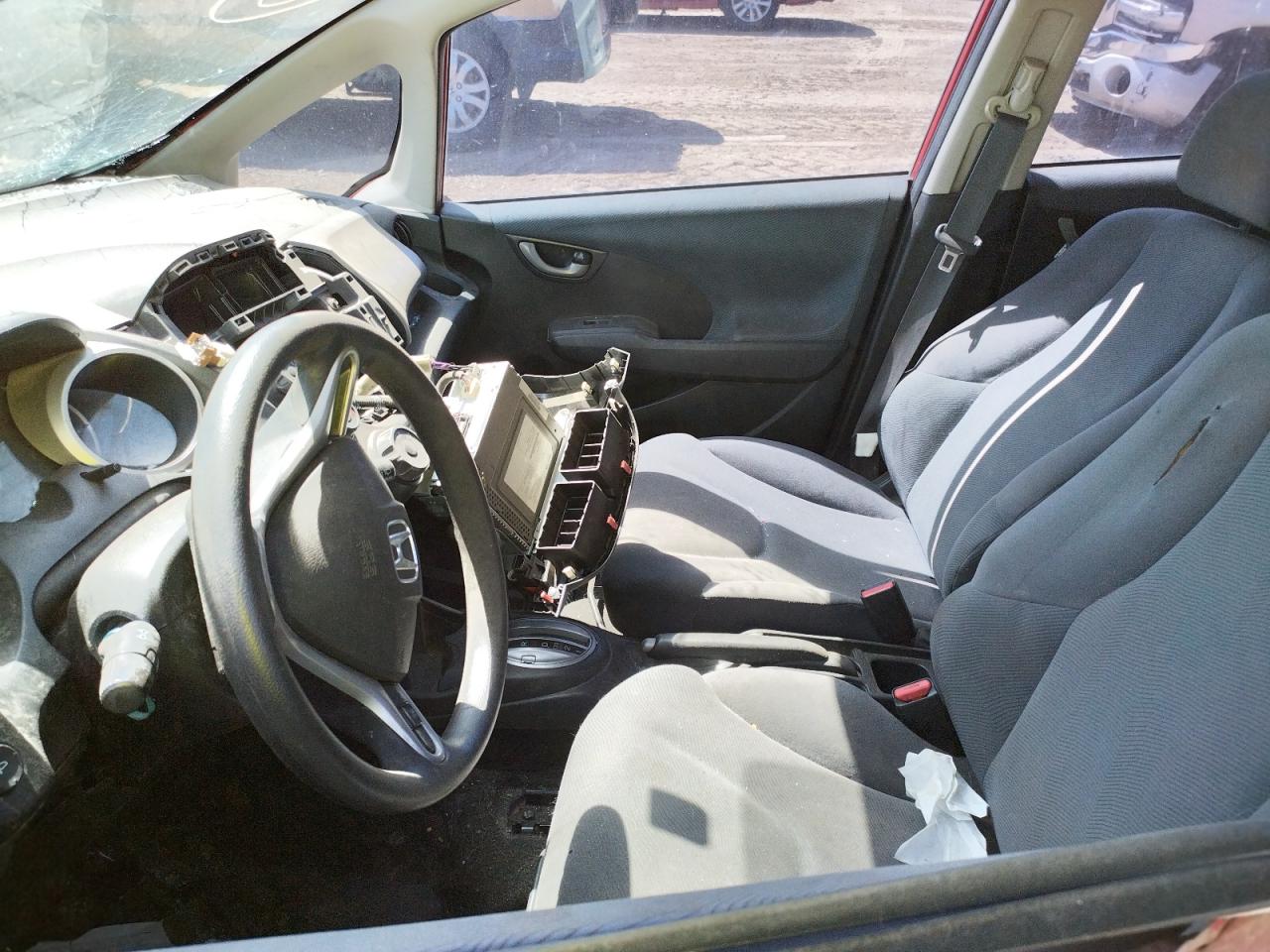 Photo 5 from auction – 2012 HONDA FIT with VIN JHMGE8H32CC025092
