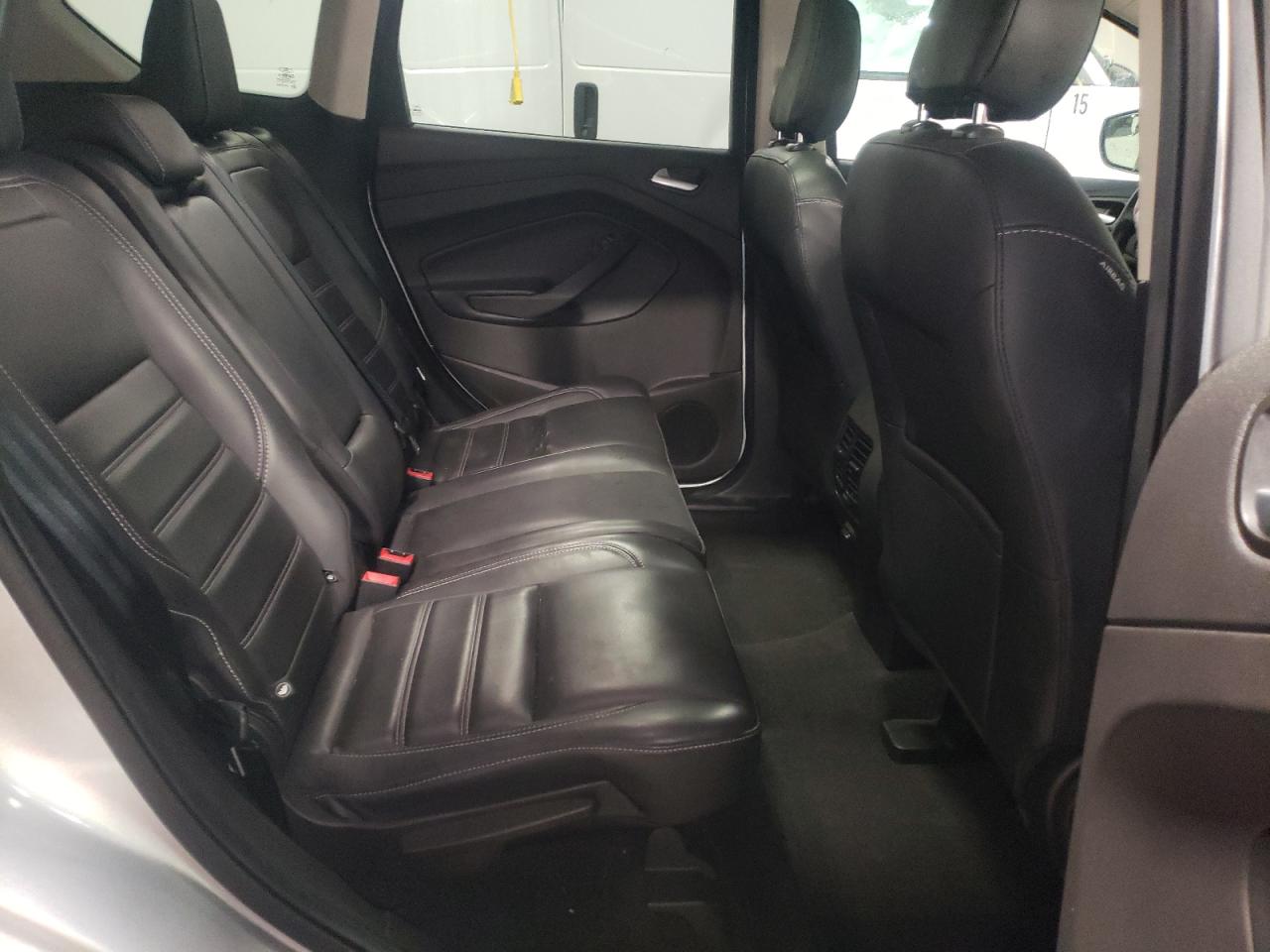 Photo 6 from auction – 2019 FORD ESCAPE SEL with VIN 1FMCU9HD6KUA80943