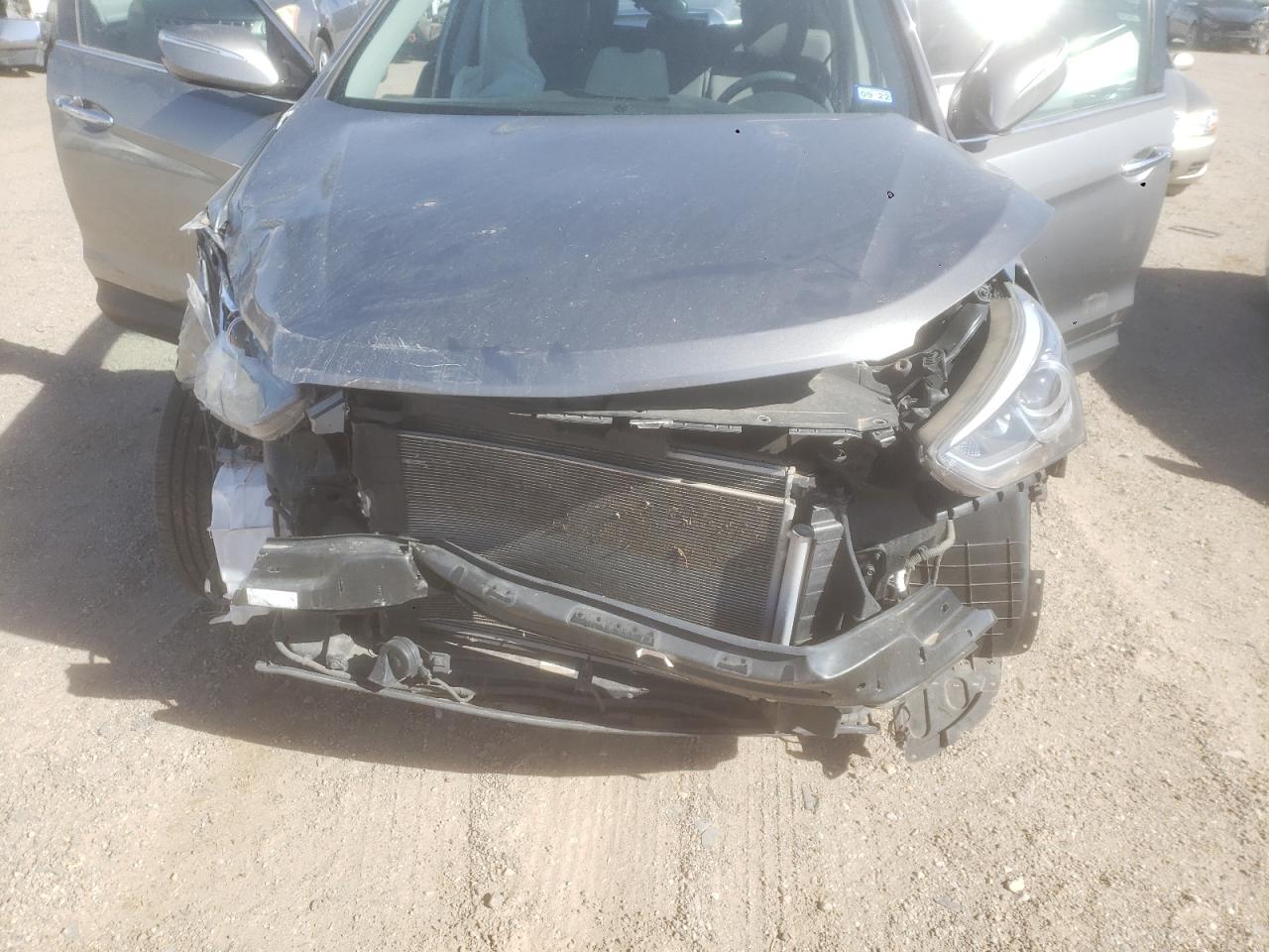 Photo 7 from auction – 2018 HYUNDAI SANTA FE S with VIN 5NMZU3LBXJH105575