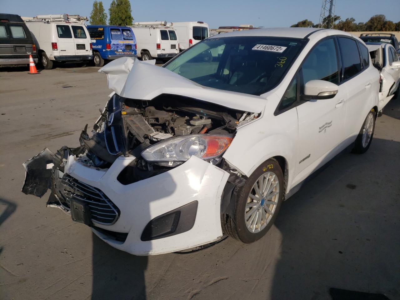Photo 2 from auction – 2016 FORD C-MAX SE with VIN 1FADP5AU5GL109872