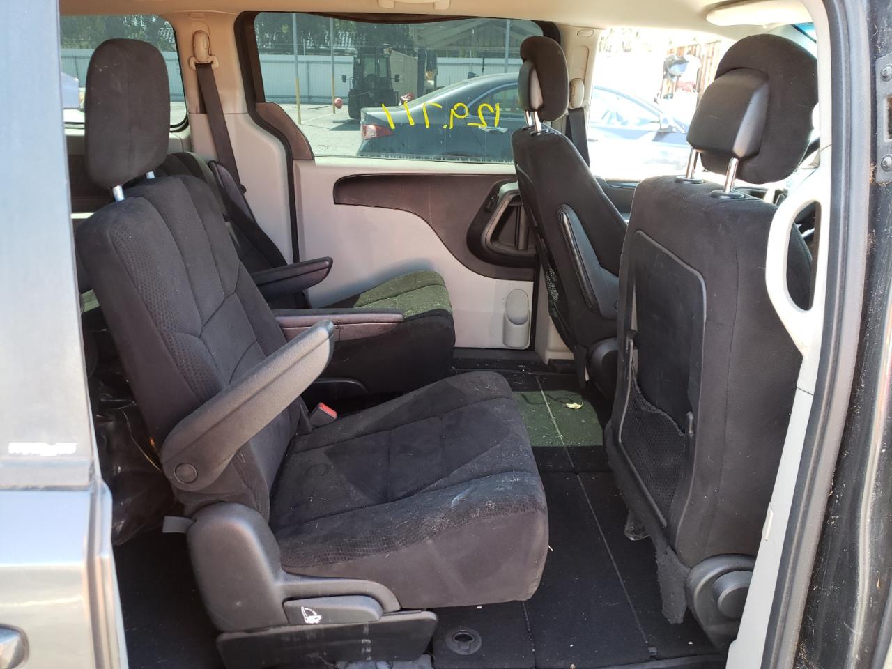 Photo 6 from auction – 2012 DODGE GRAND CARA with VIN 2C4RDGCG9CR333207