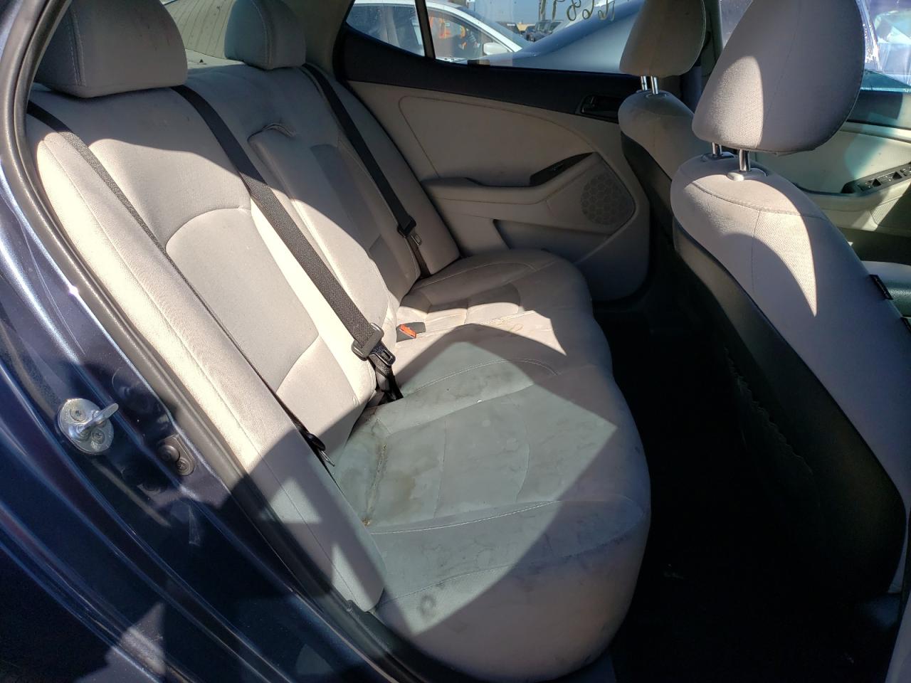 Photo 6 from auction – 2015 KIA OPTIMA LX with VIN 5XXGM4A74FG477513