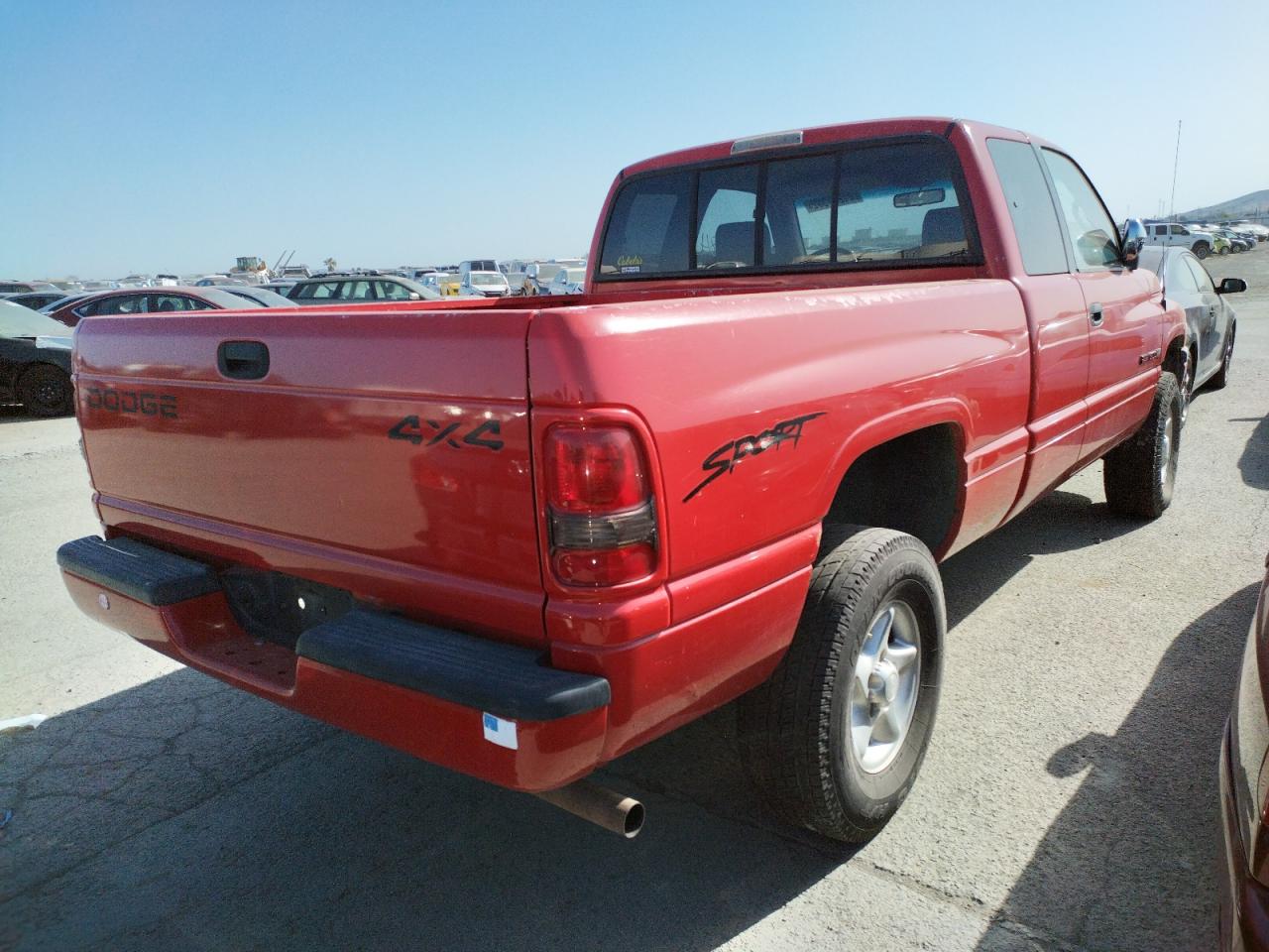 Photo 4 from auction – 1997 DODGE RAM 1500 with VIN 3B7HF13Z0VG816520