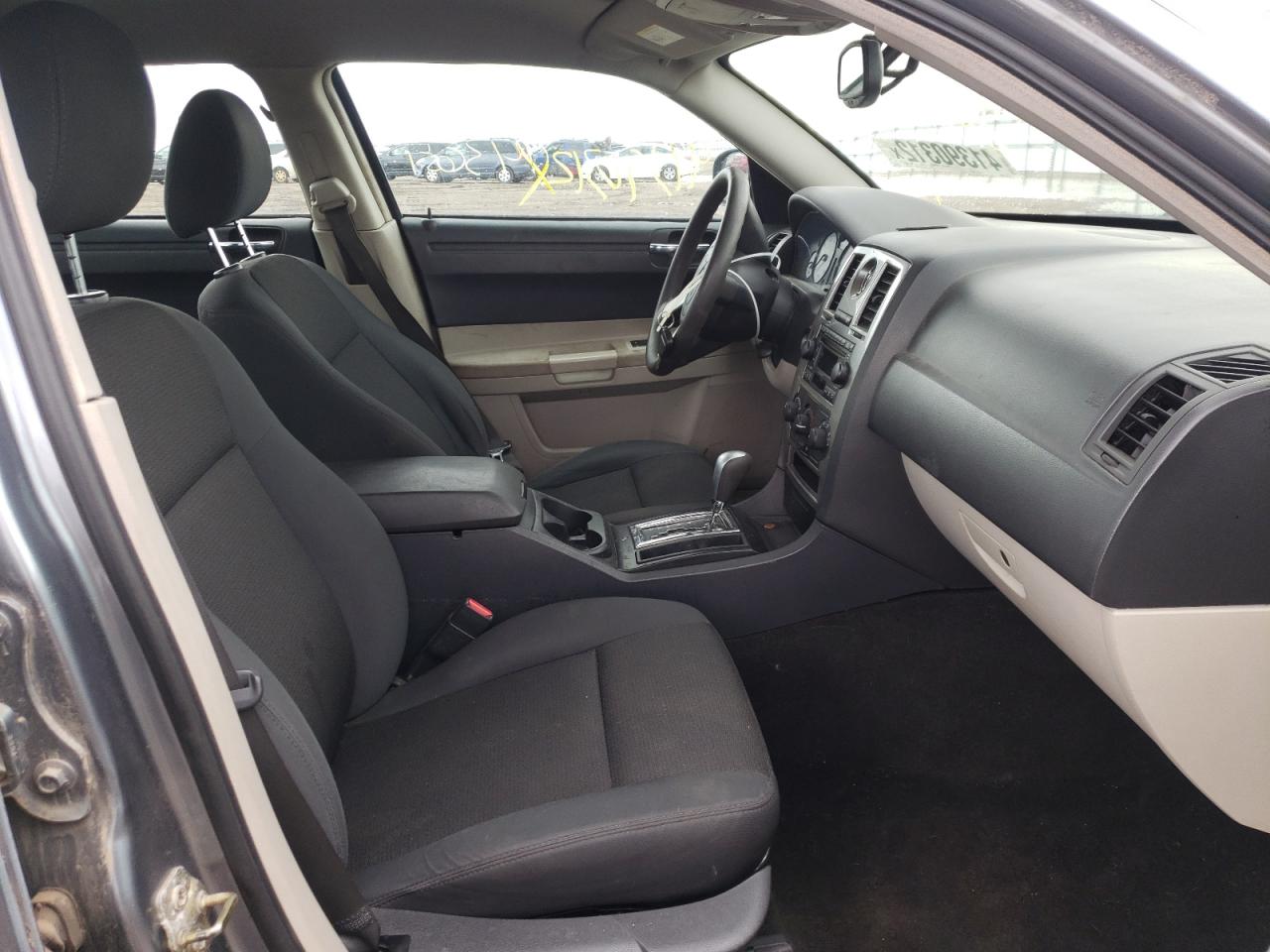 Foto 5 de la subasta – 2007 CHRYSLER 300 con VIN 2C3LA43R07H612172