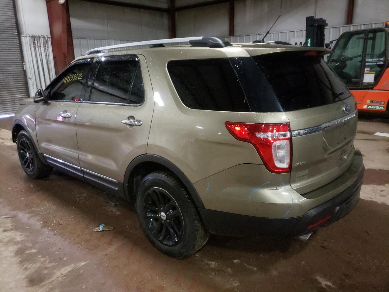 Photo 3 from auction – 2012 FORD EXPLORER X with VIN 1FMHK8D84CGA09996