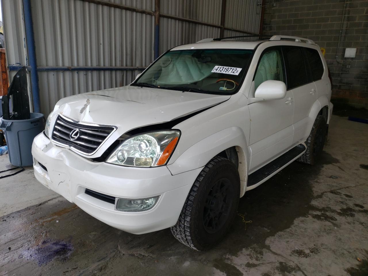 Photo 2 from auction – 2004 LEXUS GX 470 with VIN JTJBT20X640032849