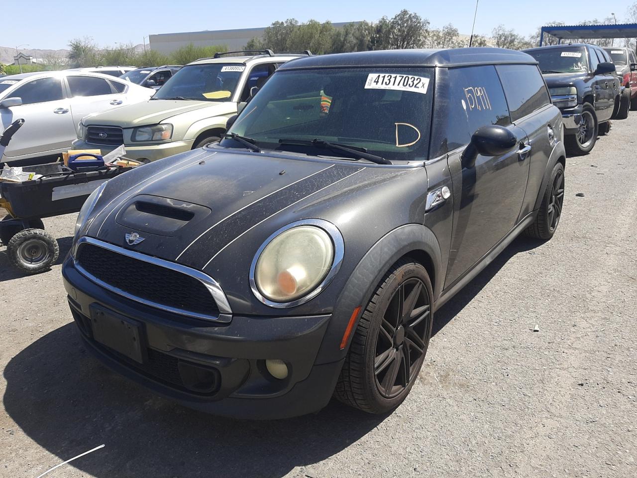 Photo 2 from auction – 2011 MINI COOPER S C with VIN WMWZG3C59BTY35184
