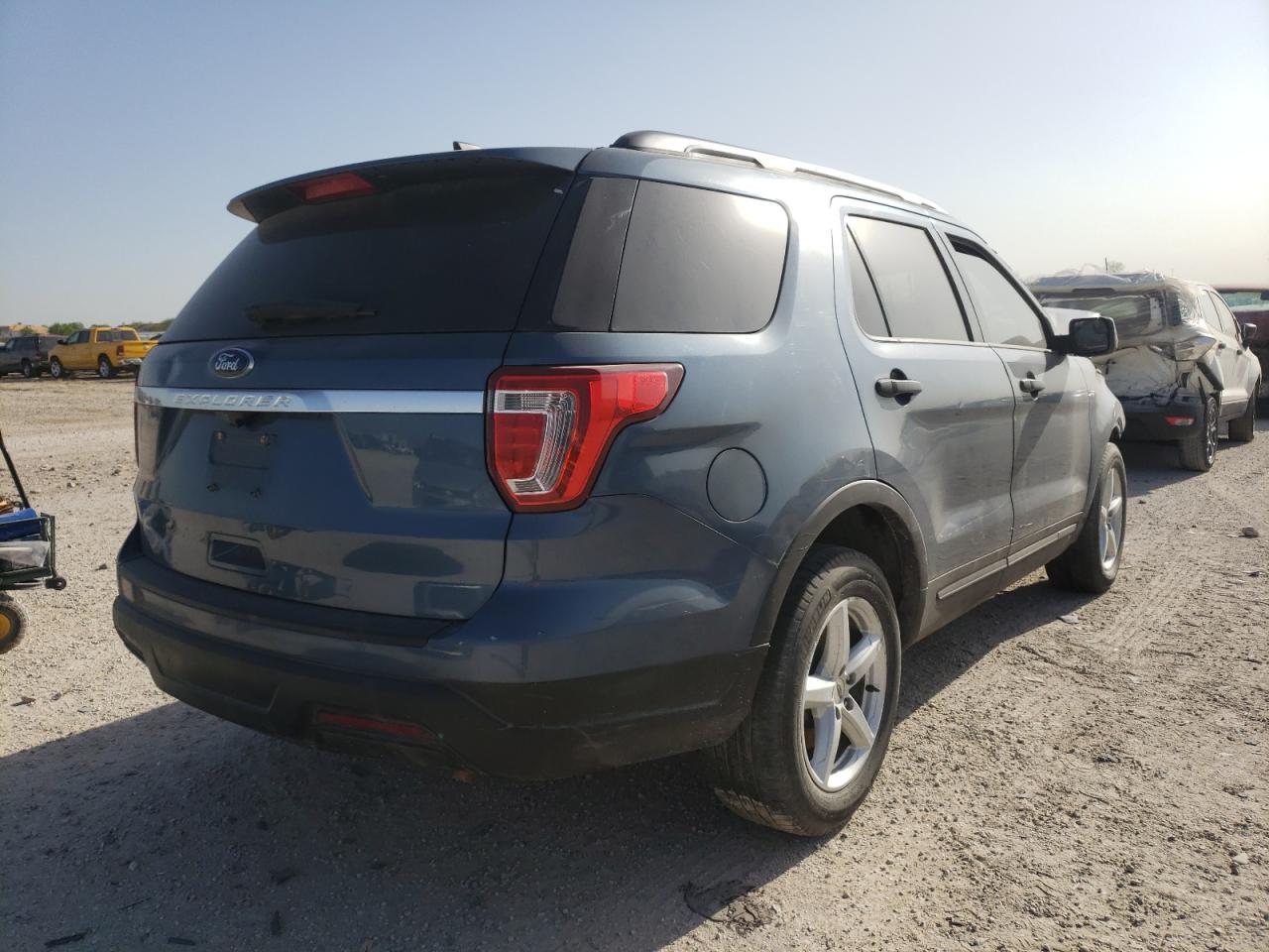 Photo 4 from auction – 2018 FORD EXPLORER with VIN 1FM5K7B84JGB43081
