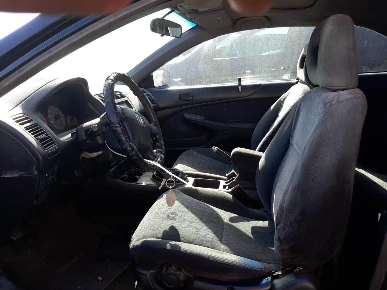 Photo 5 from auction – 2002 HONDA CIVIC EX with VIN 1HGEM21912L073691