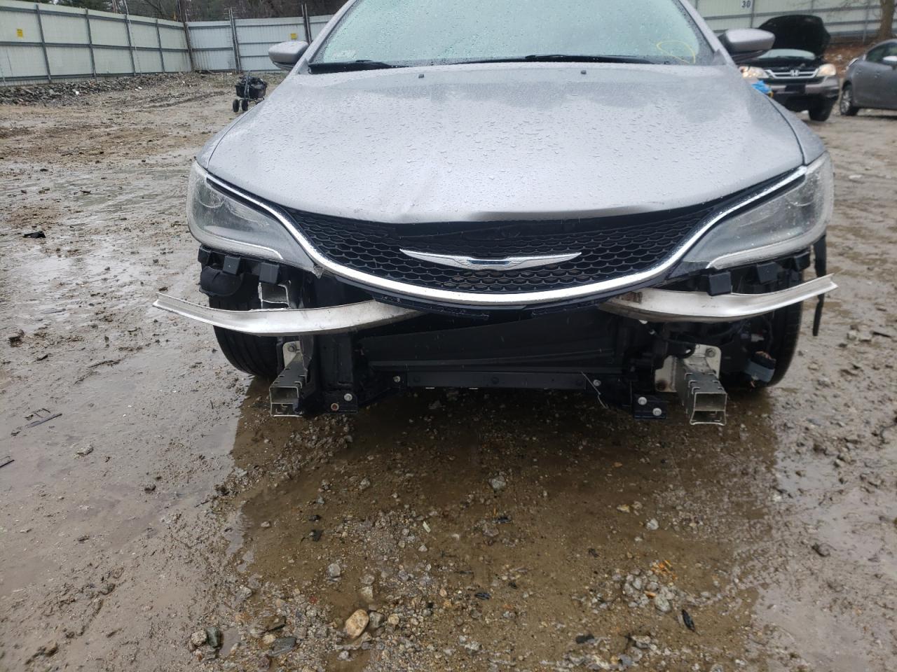 Photo 9 from auction – 2015 CHRYSLER 200 LIMITE with VIN 1C3CCCAB5FN504856