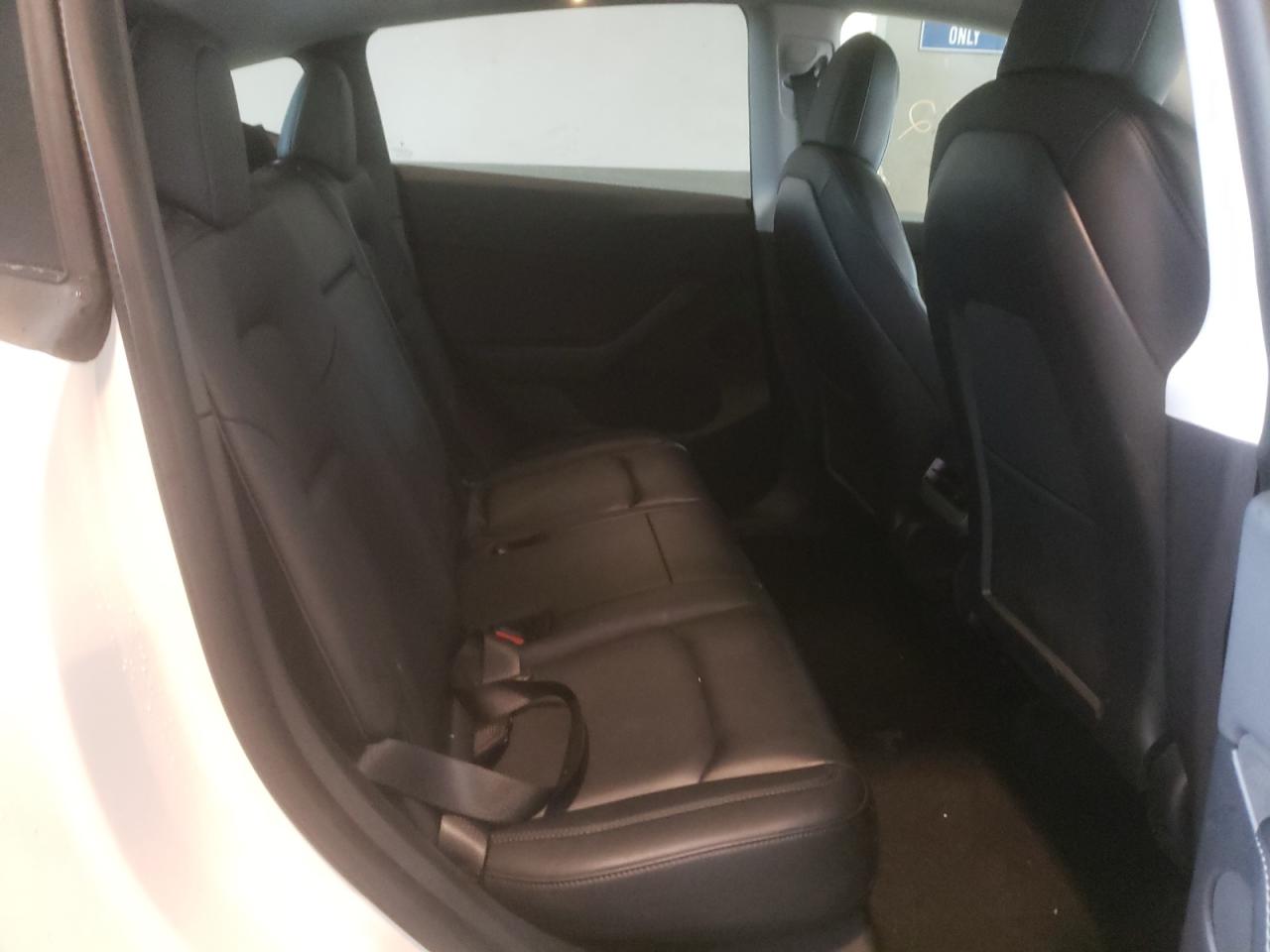 Photo 6 from auction – 2021 TESLA MODEL Y with VIN 5YJYGDEE6MF181851