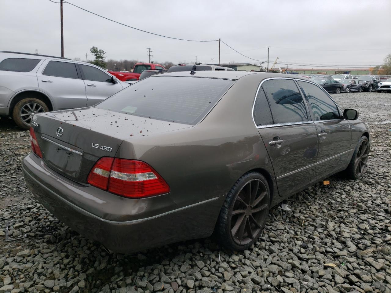 Photo 4 from auction – 2004 LEXUS LS 430 with VIN JTHBN36F040173464