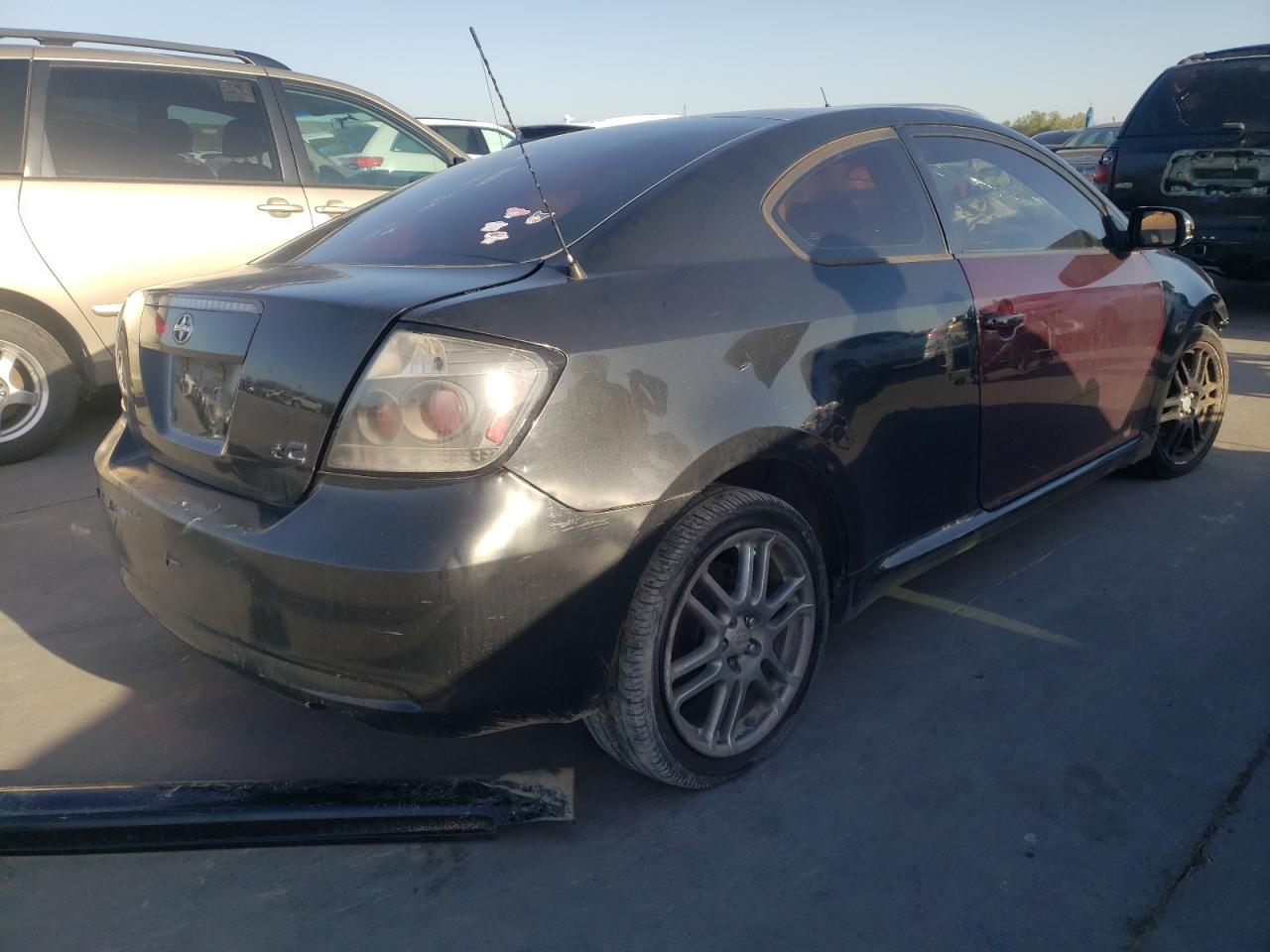 Zdjęcie 4 z aukcji – 2010 TOYOTA SCION TC z VIN JTKDE3B71A0304592