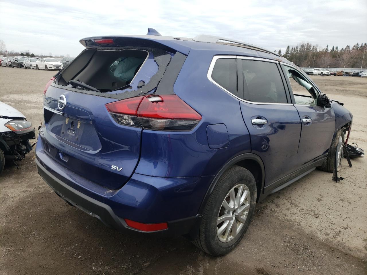 Photo 4 from auction – 2018 NISSAN ROGUE S with VIN 5N1AT2MT4JC852228