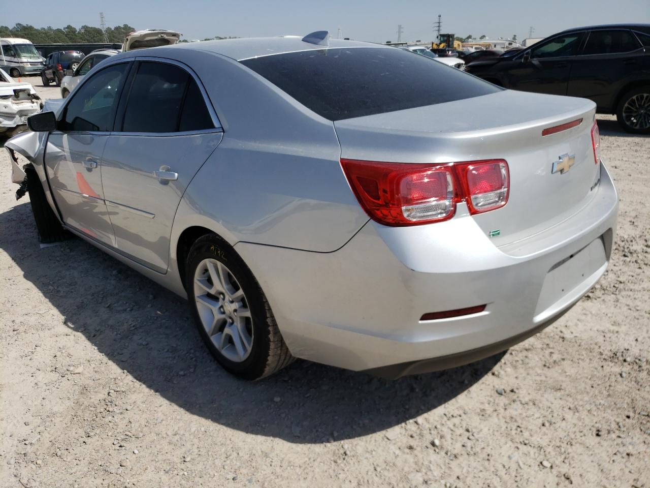 Photo 3 from auction – 2015 CHEVROLET MALIBU 1LT with VIN 1G11C5SL2FF310049
