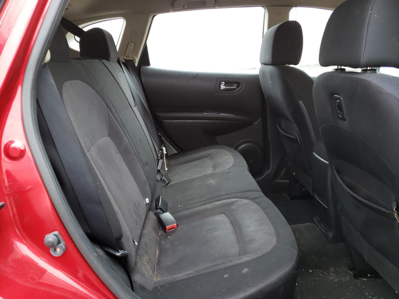 Photo 6 from auction – 2011 NISSAN ROGUE S with VIN JN8AS5MV7BW276231