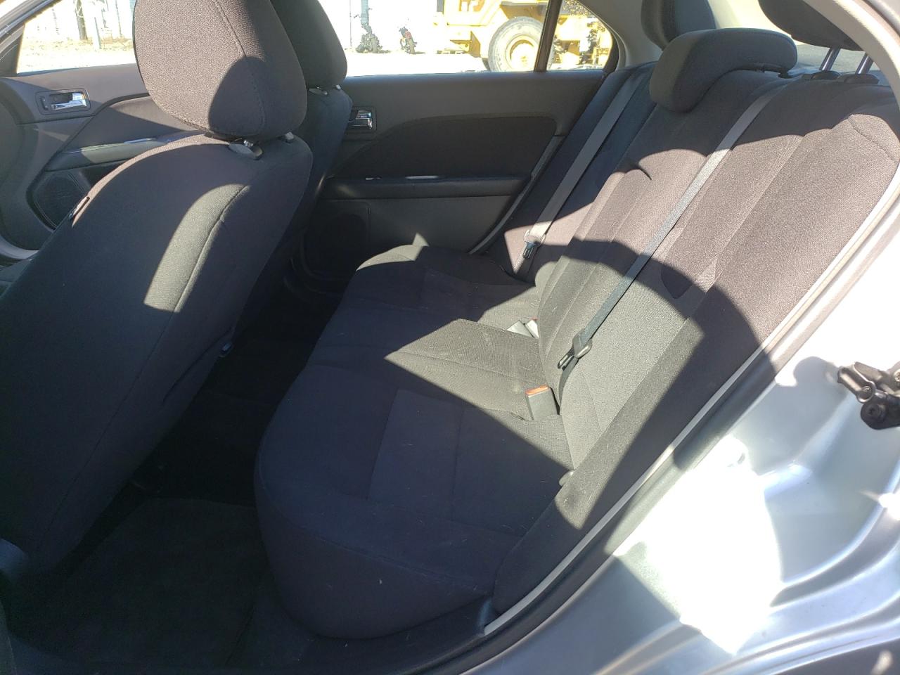Photo 6 from auction – 2011 FORD FUSION HYB with VIN 3FADP0L34BR236999